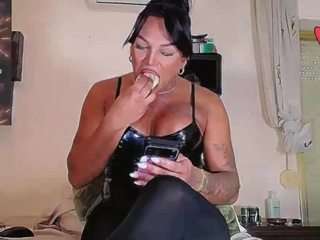 camilagooddes webcam model stream image