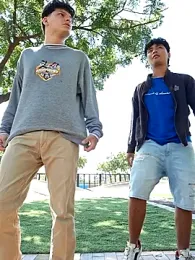 _Ottis_ webcam model stream image