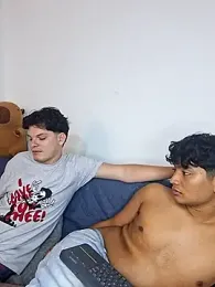 _Ottis_ webcam model stream image