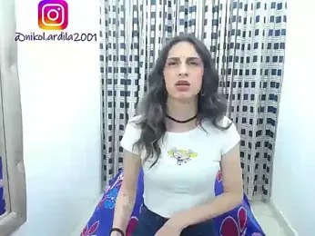 nicol_grey webcam model stream image