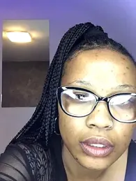 Doja_Peach webcam stripchat model stream image