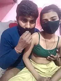 Desipari_777 webcam model stream image