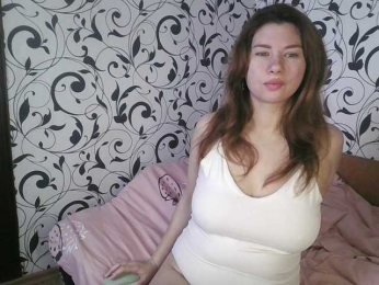 YourEmilie webcam model stream image