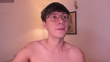 LeaneSeb webcam model stream image