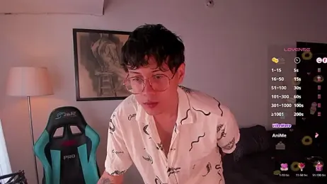 LeaneSeb webcam model stream image