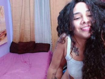 Tatiwallace webcam model stream image