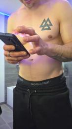 Adamd925 webcam cam4 model stream image