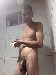 Gzinho69ik webcam model stream image