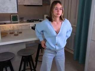 alorianna webcam model stream image