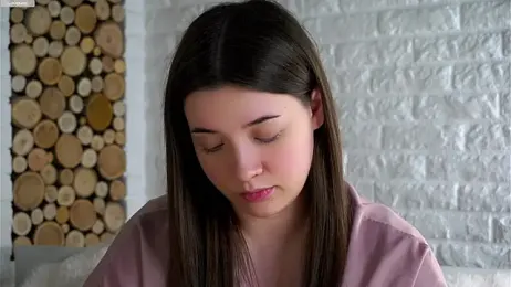 LowOncoming webcam model stream image