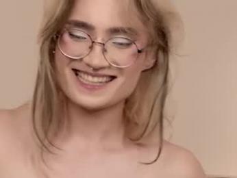 _meow_neko_ webcam model stream image