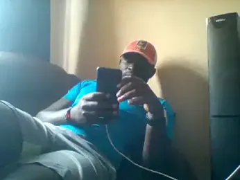 ClinDi webcam model stream image