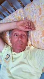 Keeviinhot webcam model stream image