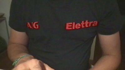 EMME_Emme webcam model stream image