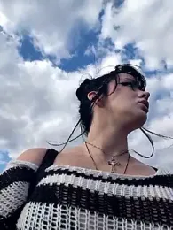 EVILYN webcam model stream image