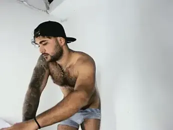 Sebas-hott webcam model stream image