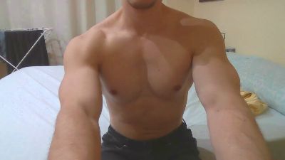 hotcarl_ webcam model stream image