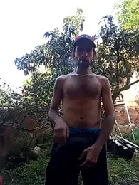 hairy_mannn webcam model stream image