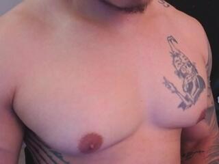 Ahiezer webcam model stream image