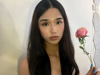 ThaliaPaige webcam model stream image