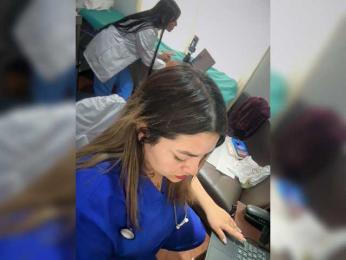 IVON-2609 webcam model stream image