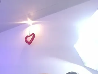 iam_lukas__ webcam model stream image