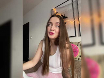 ChloeMeow webcam model stream image