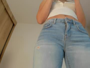 hiddendana webcam model stream image