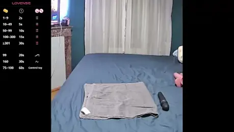 LunaYuhi webcam model stream image