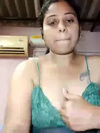 JENNIFERtamil webcam model stream image