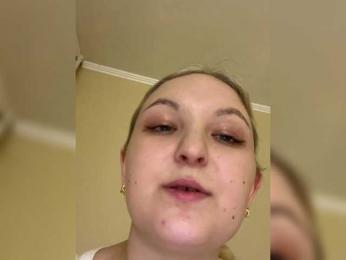 SweetRaffaella webcam model stream image