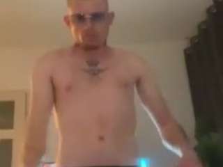 lucinao010 webcam model stream image