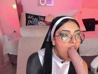 hinata-01 webcam model stream image