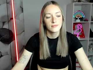 evelynblond webcam camsoda model stream image