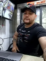 Catire10_ webcam model stream image