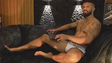 DannSaenz webcam model stream image