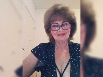 MoonGoddess webcam model stream image