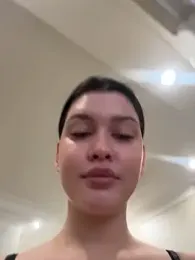 KikiWatson webcam model stream image