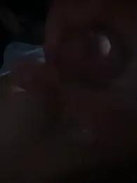 Momo0-9 webcam model stream image