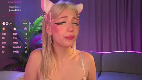 Wildneck webcam model stream image