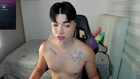 santy7v7 webcam model stream image