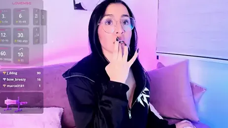 leila_petitee_ webcam model stream image