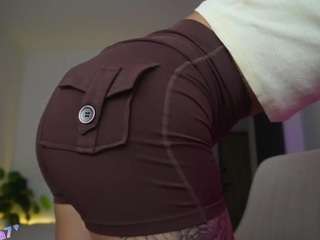 babyleila-ly webcam model stream image