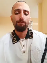 Luccareli10 webcam model stream image