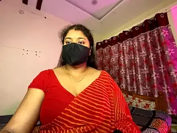 LouleyRanii webcam model stream image