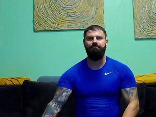 Xtream Leonard webcam model stream image