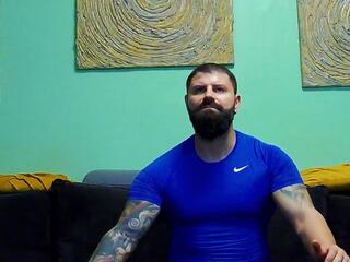 Xtream Leonard webcam model stream image