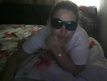 swallow_taboo webcam model stream image