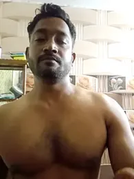 RabitheRambo30 webcam model stream image