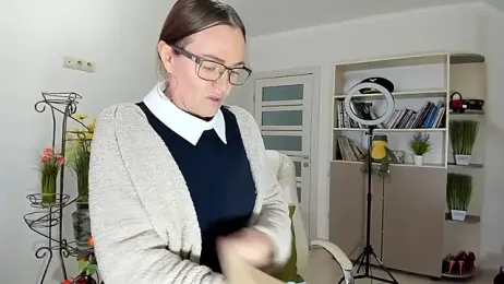 Vika73 webcam model stream image